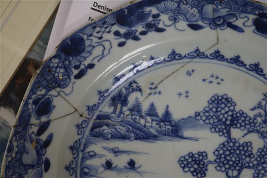 A Chinese blue and white bowl, 5 plates, 2 cups